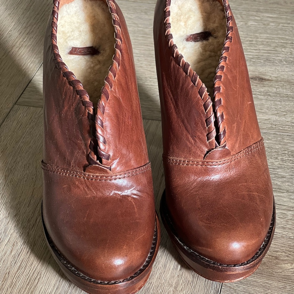 UGG Jamison Booties Size 6.5